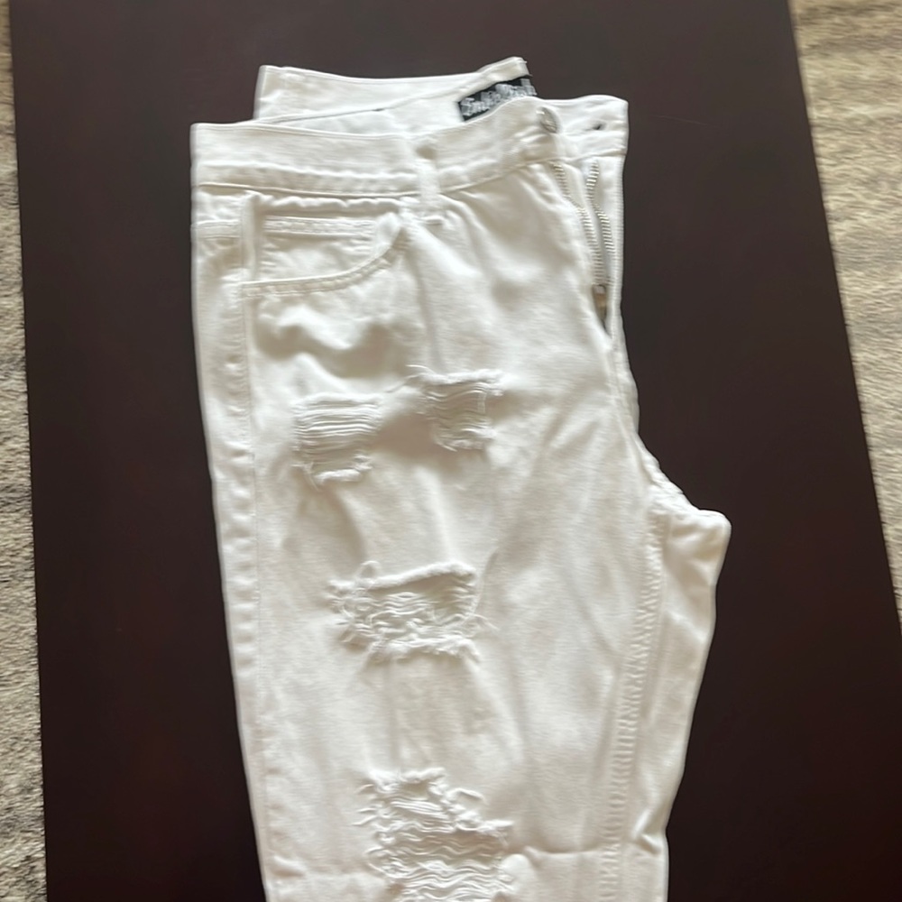 Embellish jeans. White stylish